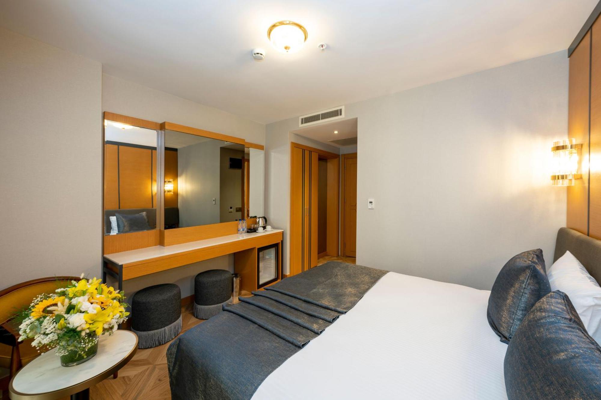 Freya Hotel Istanbul Exterior photo